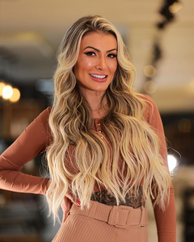 Andressa Urach Revela Faturamento Milion Rio E Provoca Concorrentes Em