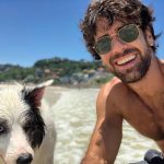 O charme e a beleza de Marcos Pitombo conquistam não apenas o público, mas também a mídia e os colegas de trabalho. (Foto: Instagram)