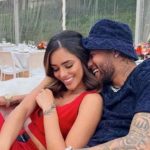 O aguardado chá revelação do primeiro filho de Neymar e Bruna Biancardi está marcado para este sábado (24) e promete ser um evento de pura sofisticação. (Foto: Instagram)