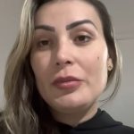 Andressa Urach publicou um vídeo em seu canal do YouTube na última quarta-feira (7) para contar que não está mais processando a Igreja Universal. (Foto: YouTube)