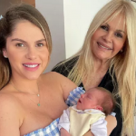 A modelo disse que a filha não reconhece Monique Evans devido à distância entre as famílias. (Foto: Instagram)