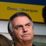 Bolsonaro é recebido no Rio de Janeiro com gritos de "bandido" e "golpista" (Foto: Agência Brasil)