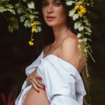 A atriz fala sobre maternidade real em suas redes sociais. (Foto: Instagram)