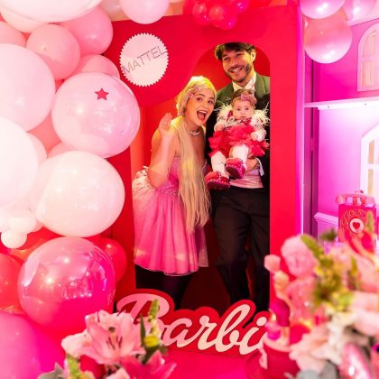 Os papais babões realizaram um evento luxuoso com o tema Barbie. (Foto: Instagram)