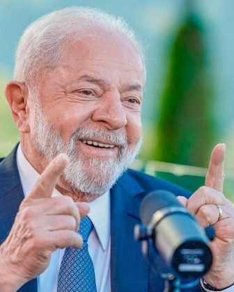 Através do Twitter, o presidente Lula rebateu as críticas feitas por Carlos Alberto de Nóbrega. (Foto: Instagram/Ricardo Stuckert)