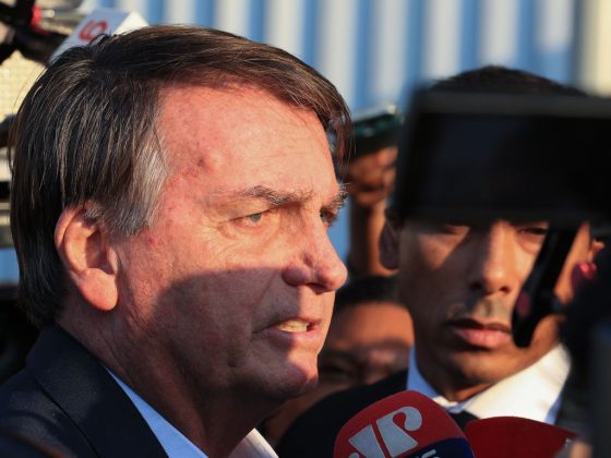 Para quem não se lembra, a chave Pix de Bolsonaro foi divulgada nas redes sociais dos ex-ministros do seu governo e parlamentares partidários para impulsionar a campanha de arrecadação. (Foto: Agência Brasil)