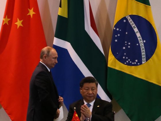 A Câmara Baixa do Parlamento (Duma), liderada por Viacheslav Volodin, destaca que a lei proíbe "qualquer intervenção médica" para mudança de gênero (Foto: Agência Brasil)