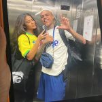 Les choses allaient très mal pour Bella Campos et la marque de snacks MC Cabelinho a annulé la publicité dans laquelle les deux jouaient après que l'actrice a annoncé la fin de leur relation.  L'annonce serait apparue à partir du 15 août de cette année (Photo : Instagram)