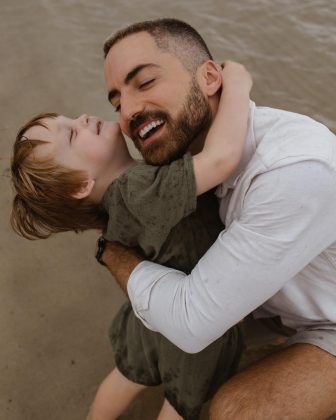 O dermatologista usou as redes sociais para declarar seu amor ao pequeno. (Foto: Instagram)