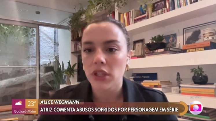 “Esse meu relato nas redes sociais, eu abri isso justamente por saber que muitas das minhas amigas já passaram por isso, acho que a grande maioria, infelizmente”, lamentou a atriz. (Foto: TV Globo)