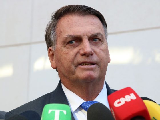 Segundo ele, a fraude beneficiaria Bolsonaro e sua filha caçula, Laura Bolsonaro, de 13 anos. (Foto: Agência Brasil)