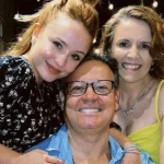 Ex-empresário de Larissa Manoela entra em defesa dos pais da atriz sobre polêmica. (Foto: Instagram)