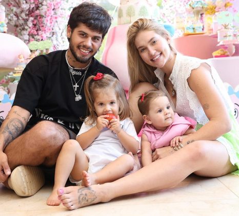 “Queremos mais filhos e está nos planos nosso terceiro! A família toda quer muito e apoiam nessa decisão! Se Deus quiser em breve vem aí”, revelou ela. (Foto: Instagram)