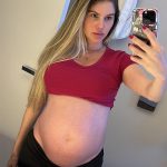 Bárbara Evans abriu o jogo sobre como está lidando com as mudanças ocasionadas no seu físico durante a segunda gravidez, à espera dos gêmeos, Álvaro e Antonio. (Foto: Instagram)