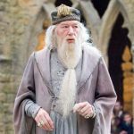 “Estamos arrasados ​​em anunciar a perda de Sir Michael Gambon. " (Foto Divulgação Harry Potter)