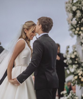 Nikolas e Lívia se casaram em uma fazenda, em Pedra Azul/ES. (Foto: Instagram)