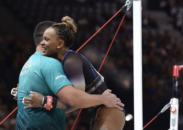 “ Seguiremos trabalhando firme como sempre para melhorar ainda mais, mas a alegria e o orgulho de hoje estão marcados! Obrigada pela torcida!" (Foto: Instagram)