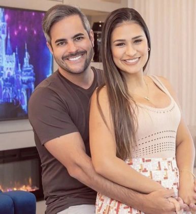 Nessa segunda-feira, três casais de famosos anunciaram a separação: Sandy e Lucas Limas, Ana Castela e Gustavo Mioto, Paula Fernandas e Rony. (Foto: Instagram)