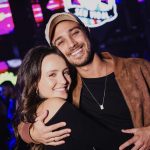 Larissa e André estāo noivos. (Foto: instagram)