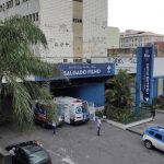 A moça foi levada para o Hospital Municipal Salgado Filho, no Méier, onde passou cinco dias internada e morreu na última sexta-feira. (Foto: reprodução Maps)