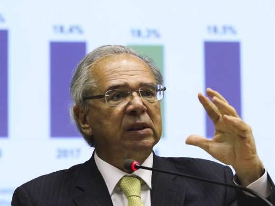 Paulo Guedes é cobrado para defender legado de Bolsonaro por aliados (Foto: Agência Brasil)