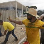 As investigações continuam, se tornando uma operação permanente, com atualizações periódicas devido a número de mandatos expedidos, pessoas foragidas e capturadas (Foto: Agência Brasil)