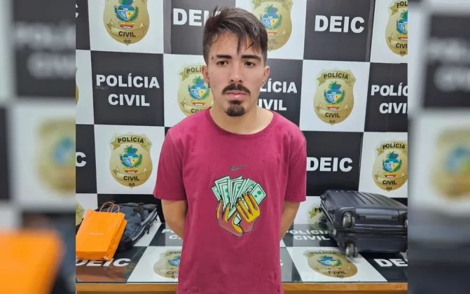 Um jovem, de 22 anos, que segundo a polícia civil é garoto de programa, foi preso suspeito de matar um professor. (Foto: Polícia Civil GO)