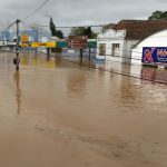 Mais de 3 mil moradores estão desalojados (Foto: Agencia Brasil)