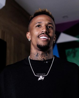 Éder Militão volta ao Brasil e tem encontro com empresário em novo escritório (Foto: Instagram)