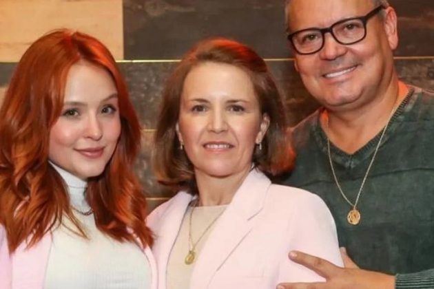 Os conflitos entre a atriz Larissa Manoela e seus pais, Silvana Taques e Gilberto Elias, revelados há alguns meses, ainda estão rendendo. (Foto Instagram)