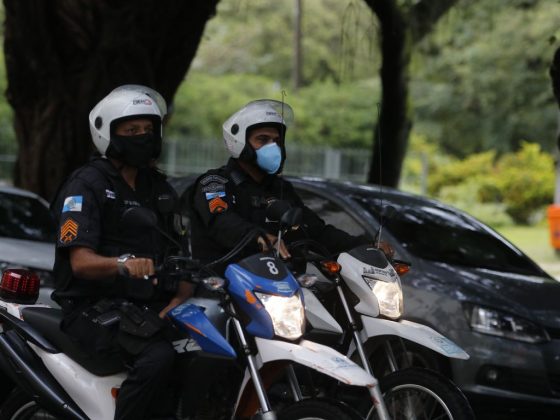 A PMDF também ressaltou que o motorista da BMW desobedeceu às ordens dos policiais. (Foto Agência Brasill)