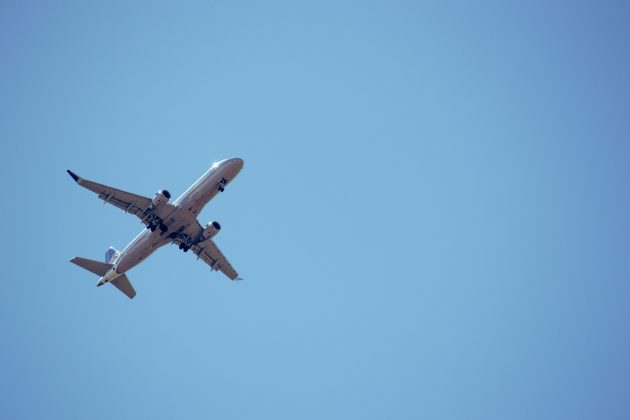 Alguns dos passageiros estavam viajando em busca de tratamento médico, quando, por volta das 6h30, ocorreu o trágico acidente. (Foto Pexels)