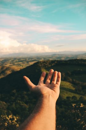 Nas imagens, conforme a denúncia, é possível ouvir os gritos de dor da vítima. (Foto Pexels)