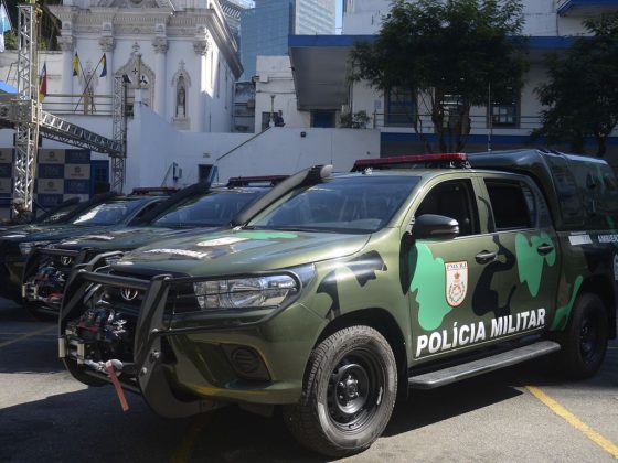 No último sábado, dia 28 de outubro, um homem que estava a bordo de uma BMW branca foi alvejado e perdeu a vida após um incidente envolvendo policiais militares no Distrito Federal. (Foto Agência Brasil)