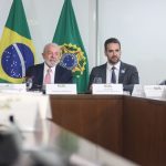 Com a recuperação em andamento, curativos cicatrizados e o fim das restrições para visitas, o presidente Lula, deverá voltar a receber no Palácio do Planalto, o primeiro escalão do governo e aliados nos próximos dias (Foto: Agência Brasil)