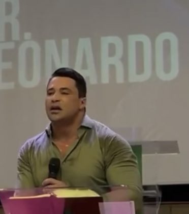 O pastor que se chama Leonardo. (Foto: reprodução vídeo Instagram)