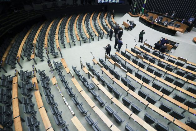 De acordo com a proposta, a bancada terá o direito de assento na reunião do colégio de líderes e o poder da palavra no plenário durante cinco minutos, por semana (Foto: Agência Brasil)