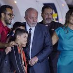 O presidente Lula endureceu seu discurso sobre o conflito entre Israel e o grupo terrorista Hamas, na Palestina. As palavras do  mandatário, principalmente depois da repatriação dos brasileiros e parentes que estavam no local, trazem para a política brasileira tensão do conflito no Oriente (Foto: Agência Brasil)