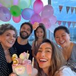 Sabrina Sato urgiu ao lado do ex-marido, Duda Nagle, de quem se separou em março deste ano, durante o aniversário da filha deles, Zoe. (Foto: Instagram)