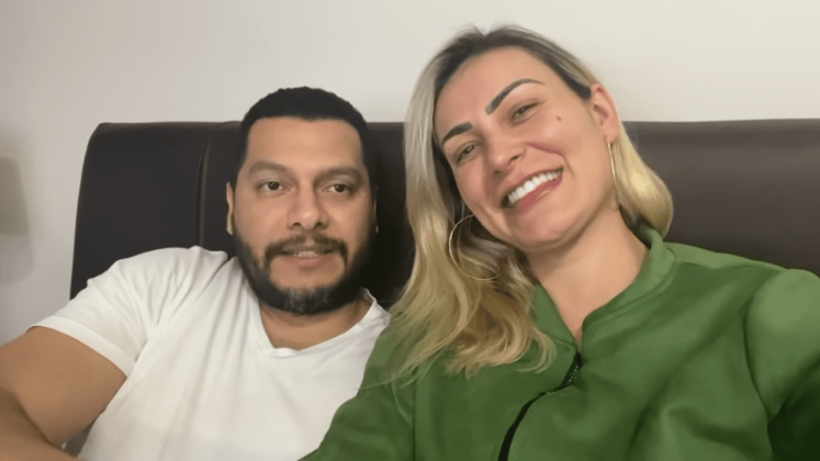 Solteira? Andressa Urach assume 'amizade colorida' com o ex-marido, Thiago Lopes. (Foto: Instagram)