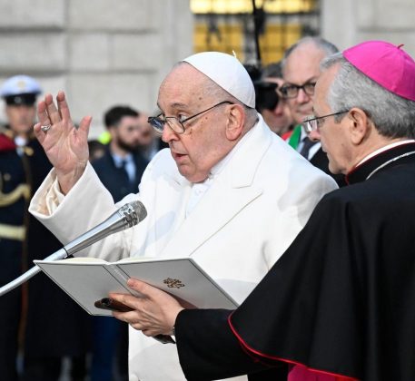 Papa Francisco tem sido alvo de críticas por suas declarações controversas. (Foto: Instagram)