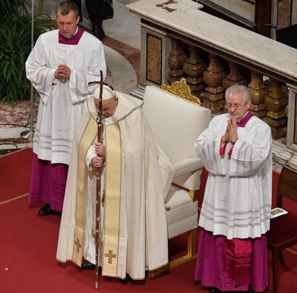 Vaticano autoriza que padres abençoem casais LGBTQIA+. (Foto Instagram)