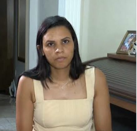 Mulher sequestrada com Marcelinho fala pela primeira vez sobre o caso. (Foto: reprodução vídeo Record)