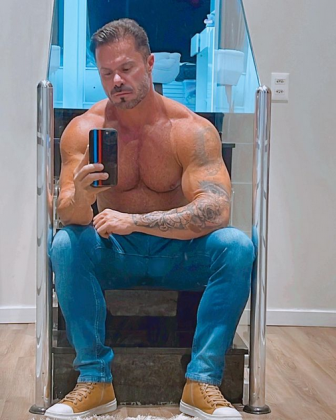 O influencer Renato Cariani, 47 anos, é alvo da Polícia Federal (PF) ( Foto: Instagram|)