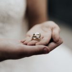 O casamento, é um momento especial para muitas, que chegam a considerar o dia mais importante para os noivos. (Foto Pexels)