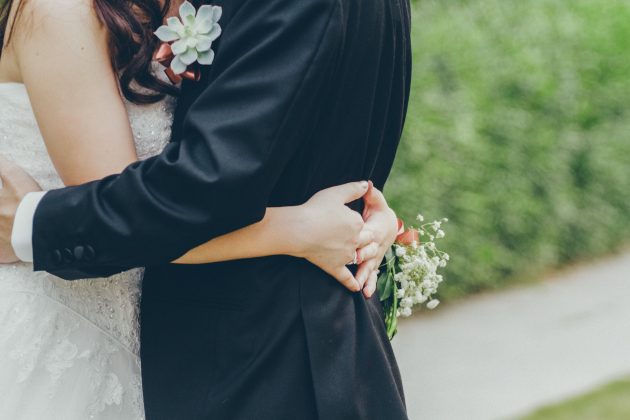 O homem que teve seus órgãos genitais amputados com uma navalha pela esposa em São Paulo se pronunciou sobre a tragédia. (Foto Pexels)