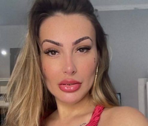 Andressa Urach confessa insatisfação com gravação de vídeos íntimos na web. (Foto: Instagram)