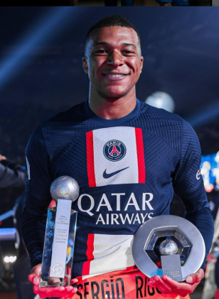 Ele foi o vencedor do prêmio Golden Boy em 2017, que reconhece o melhor jogador jovem na Europa. (Foto: Instagram)