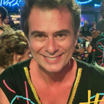 João Vitti é um renomado diretor, ator e autor brasileiro, conhecido por seu trabalho na televisão e no teatro. (Foto: Instagram)