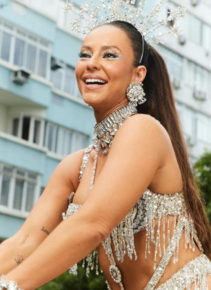 Conquistando o coração dos foliões e provando ser uma verdadeira rainha do carnaval (Foto: Instagram)